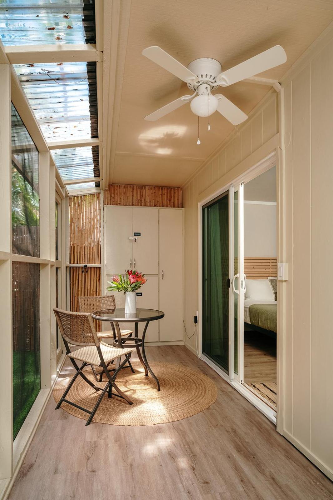 The Alani At Kona Shores Каилуа-Кона Экстерьер фото